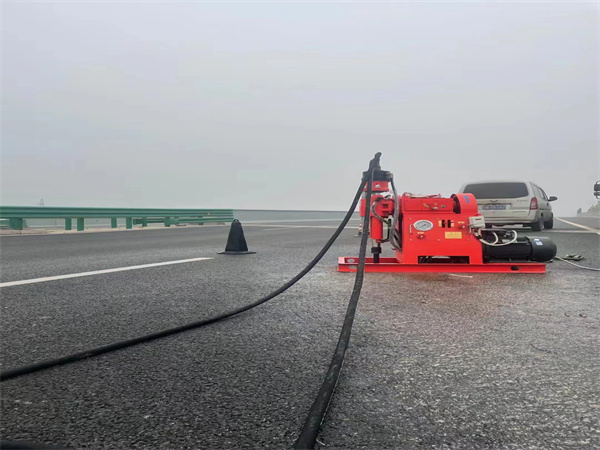 含山马路路基路面开裂下沉注浆加固灌浆